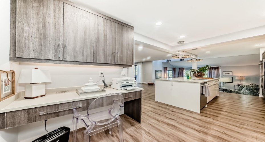 22 Coach Manor Terrace, Calgary, Alberta T3H 1C3, 2 Bedrooms Bedrooms, ,3 BathroomsBathrooms,Residential,For Sale,Coach Manor,A2302330