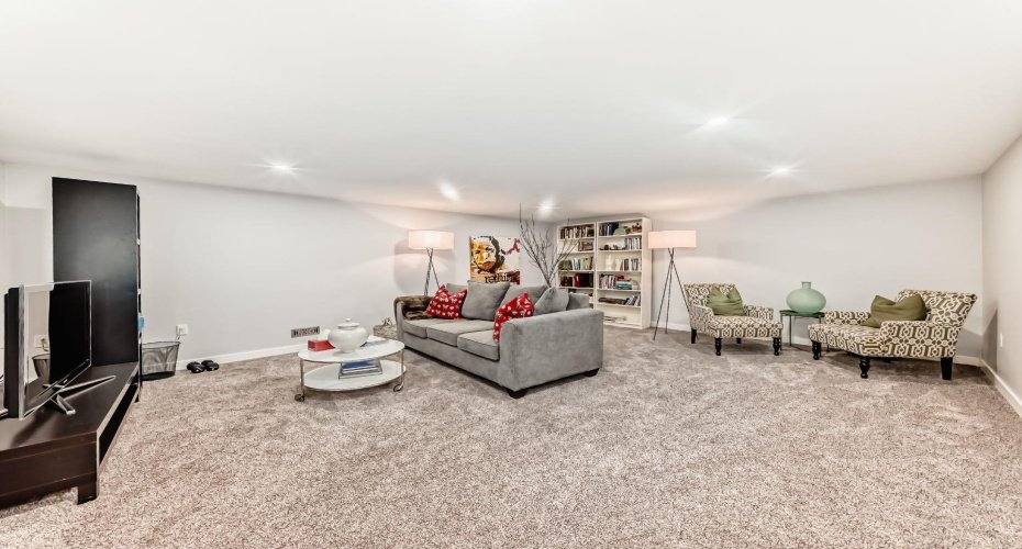 22 Coach Manor Terrace, Calgary, Alberta T3H 1C3, 2 Bedrooms Bedrooms, ,3 BathroomsBathrooms,Residential,For Sale,Coach Manor,A2302330