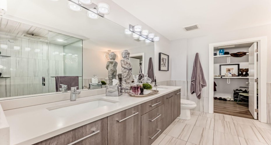 22 Coach Manor Terrace, Calgary, Alberta T3H 1C3, 2 Bedrooms Bedrooms, ,3 BathroomsBathrooms,Residential,For Sale,Coach Manor,A2302330