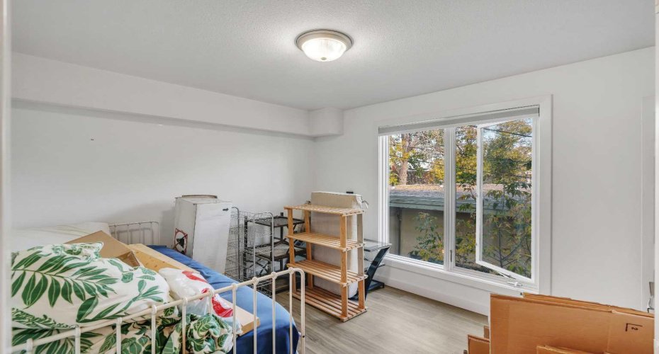 1724 26 Avenue, Calgary, Alberta T2T 1C8, 2 Bedrooms Bedrooms, ,2 BathroomsBathrooms,Residential,For Sale,26,A2257710