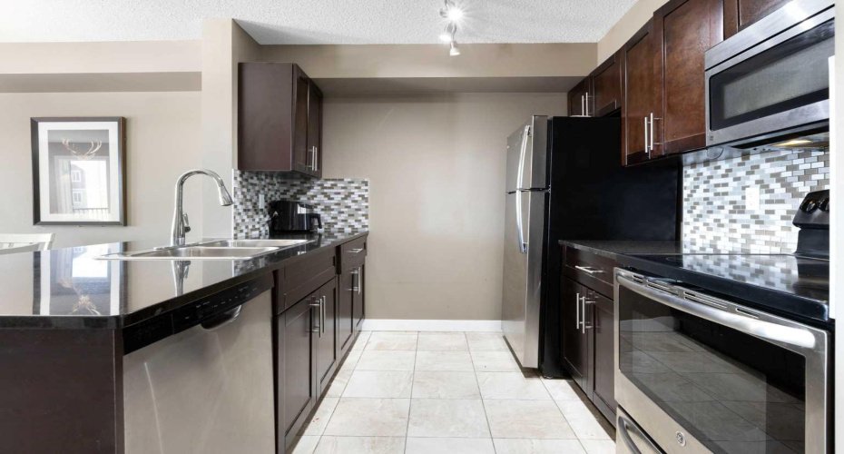 5 Saddlestone Way, Calgary, Alberta T3J 0S2, 2 Bedrooms Bedrooms, ,1 BathroomBathrooms,Residential,For Sale,Saddlestone,A2260370