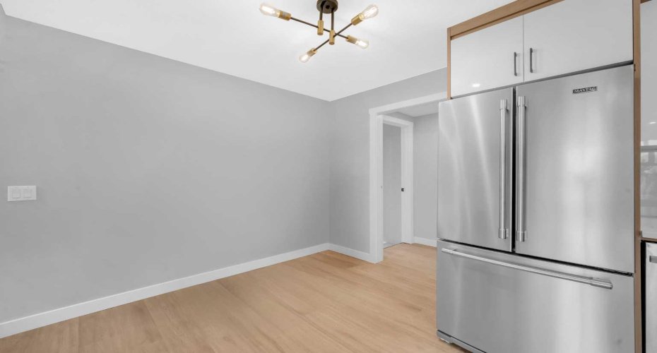 219 Falwood Way, Calgary, Alberta T3J1A9, 5 Bedrooms Bedrooms, ,3 BathroomsBathrooms,Residential,For Sale,Falwood,A2273879