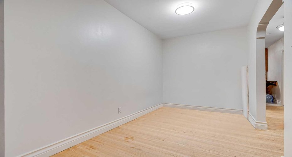 2303 17A Street, Calgary, Alberta T2T 4S3, 2 Bedrooms Bedrooms, ,1 BathroomBathrooms,Residential,For Sale,17A,A2278916