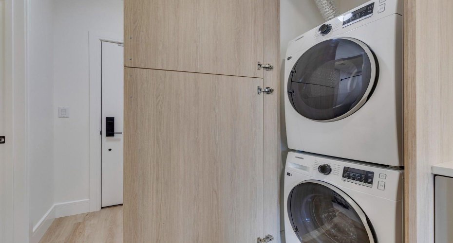 4270 Norford Avenue, Calgary, Alberta T3B 6P8, 1 Bedroom Bedrooms, ,1 BathroomBathrooms,Residential,For Sale,Norford,A2281217