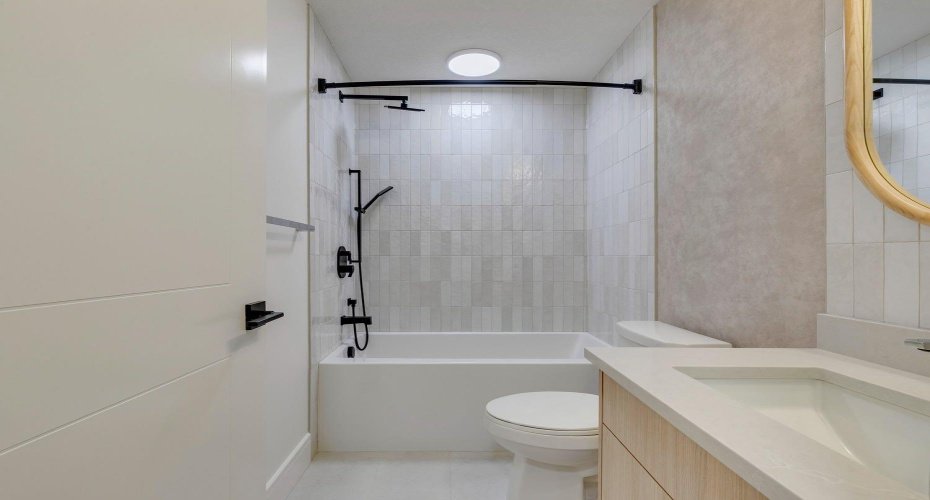 4270 Norford Avenue, Calgary, Alberta T3B 6P8, 1 Bedroom Bedrooms, ,1 BathroomBathrooms,Residential,For Sale,Norford,A2281217