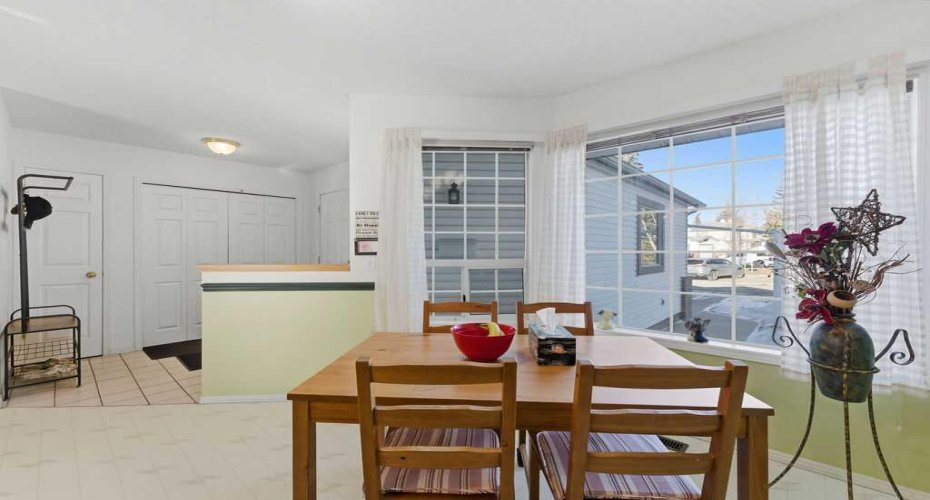 603 Citadel Terrace, Calgary, Alberta T3G 3X3, 3 Bedrooms Bedrooms, ,3 BathroomsBathrooms,Residential,For Sale,Citadel,A2281330