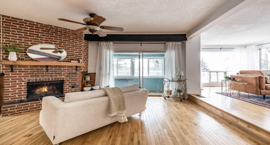 176 1 Street, Medicine Hat, Alberta T1A3Y9, 3 Bedrooms Bedrooms, ,3 BathroomsBathrooms,Residential,For Sale,1,A2282338