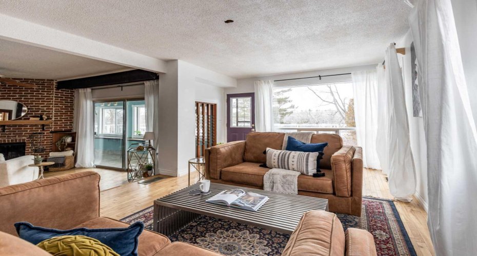 176 1 Street, Medicine Hat, Alberta T1A3Y9, 3 Bedrooms Bedrooms, ,3 BathroomsBathrooms,Residential,For Sale,1,A2282338