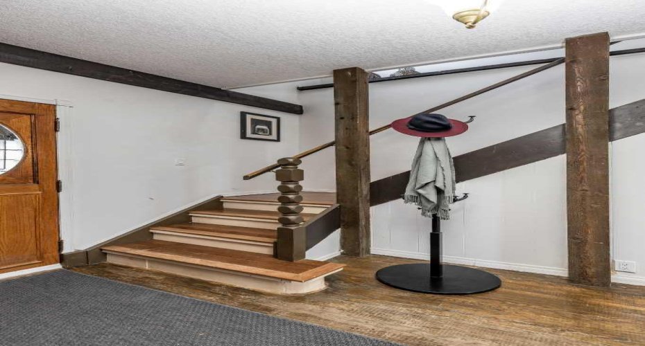 176 1 Street, Medicine Hat, Alberta T1A3Y9, 3 Bedrooms Bedrooms, ,3 BathroomsBathrooms,Residential,For Sale,1,A2282338