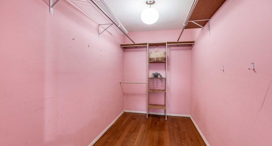 176 1 Street, Medicine Hat, Alberta T1A3Y9, 3 Bedrooms Bedrooms, ,3 BathroomsBathrooms,Residential,For Sale,1,A2282338