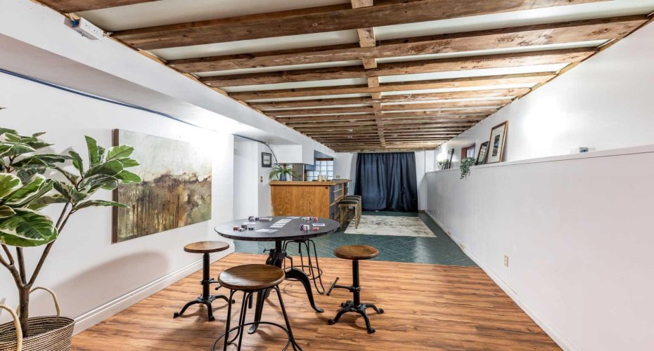 176 1 Street, Medicine Hat, Alberta T1A3Y9, 3 Bedrooms Bedrooms, ,3 BathroomsBathrooms,Residential,For Sale,1,A2282338