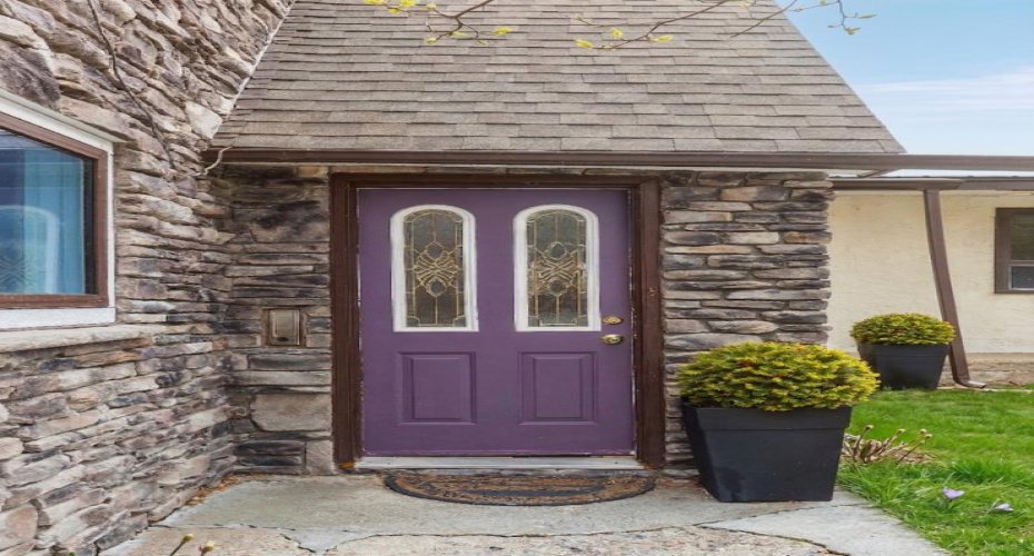 This photo has been enhanced.