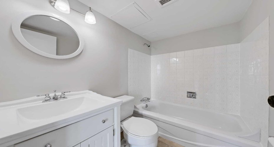 Fully updated paint in bathroom