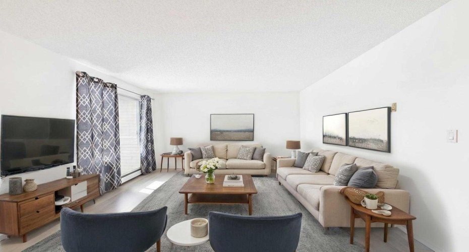 1735 11 Avenue, Calgary, Alberta T3C 3S9, 2 Bedrooms Bedrooms, ,1 BathroomBathrooms,Residential,For Sale,11,A2287842