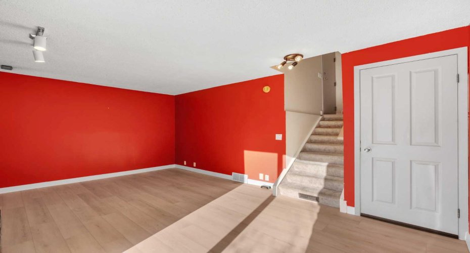 1190 Ranchview Road, Calgary, Alberta T3G 1Y1, 3 Bedrooms Bedrooms, ,2 BathroomsBathrooms,Residential,For Sale,Ranchview,A2293282