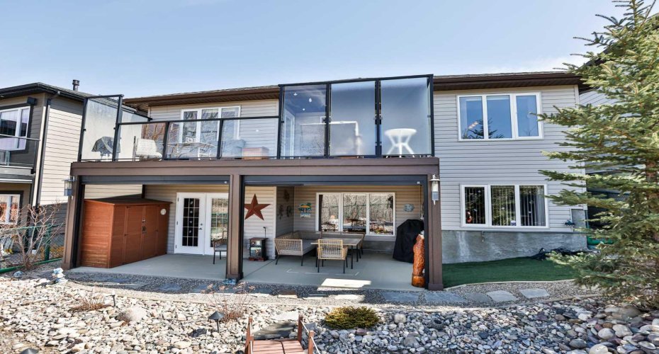 605 Sunridge Crescent, Lethbridge, Alberta T1J 0T4, 3 Bedrooms Bedrooms, ,3 BathroomsBathrooms,Residential,For Sale,Sunridge,A2295177