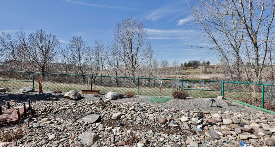 605 Sunridge Crescent, Lethbridge, Alberta T1J 0T4, 3 Bedrooms Bedrooms, ,3 BathroomsBathrooms,Residential,For Sale,Sunridge,A2295177