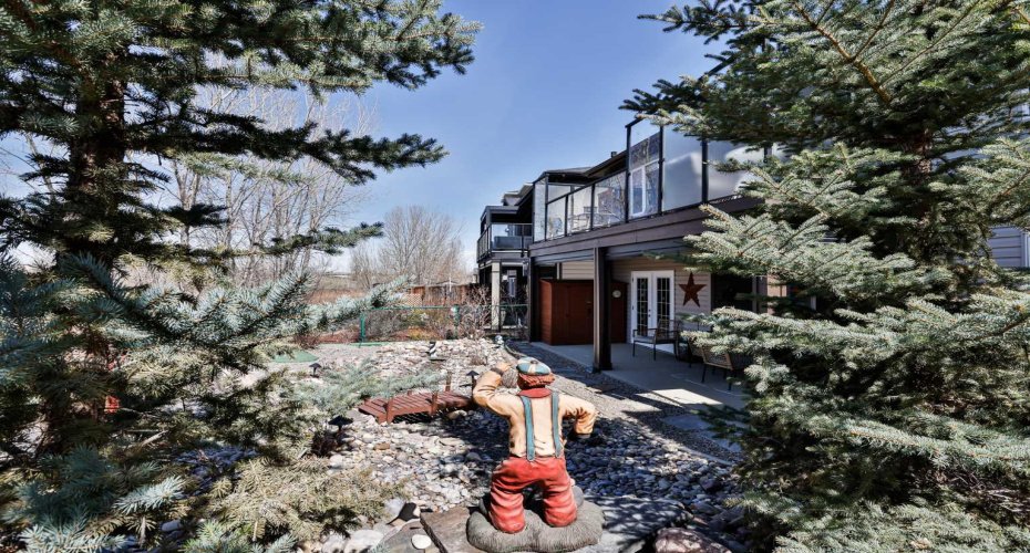 605 Sunridge Crescent, Lethbridge, Alberta T1J 0T4, 3 Bedrooms Bedrooms, ,3 BathroomsBathrooms,Residential,For Sale,Sunridge,A2295177