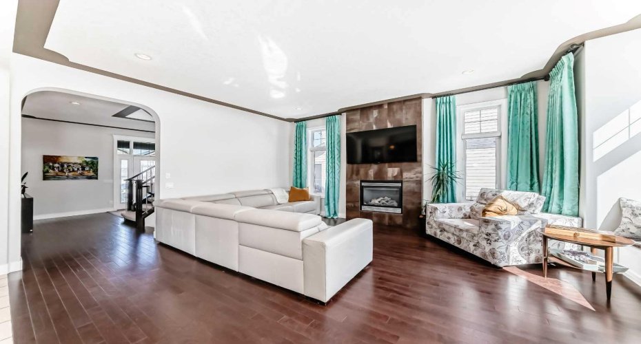 274 Kingsbury View, Airdrie, Alberta T4A 0E7, 4 Bedrooms Bedrooms, ,4 BathroomsBathrooms,Residential,For Sale,Kingsbury,A2295387