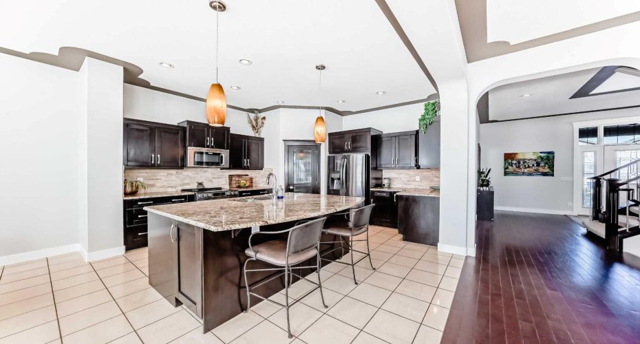 274 Kingsbury View, Airdrie, Alberta T4A 0E7, 4 Bedrooms Bedrooms, ,4 BathroomsBathrooms,Residential,For Sale,Kingsbury,A2295387