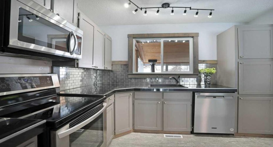 87 Dr. Anderson Park Street, Brooks, Alberta T1R0K5, 5 Bedrooms Bedrooms, ,3 BathroomsBathrooms,Residential,For Sale,Dr. Anderson Park,A2297113