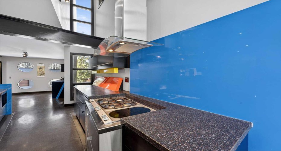 43 Westbluff Place, Rural Rocky View County, Alberta T3Z3N9, 6 Bedrooms Bedrooms, ,5 BathroomsBathrooms,Residential,For Sale,Westbluff,A2297638