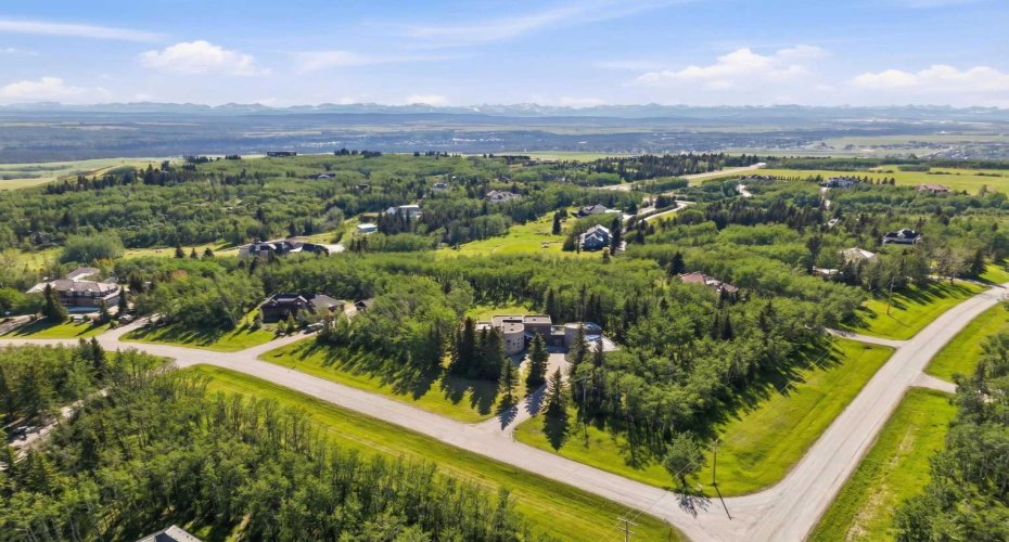 43 Westbluff Place, Rural Rocky View County, Alberta T3Z3N9, 6 Bedrooms Bedrooms, ,5 BathroomsBathrooms,Residential,For Sale,Westbluff,A2297638