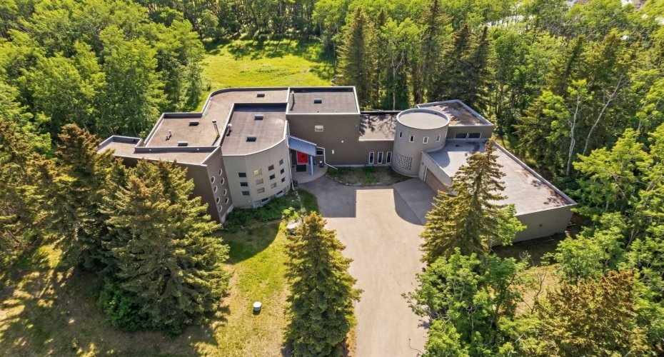 43 Westbluff Place, Rural Rocky View County, Alberta T3Z3N9, 6 Bedrooms Bedrooms, ,5 BathroomsBathrooms,Residential,For Sale,Westbluff,A2297638