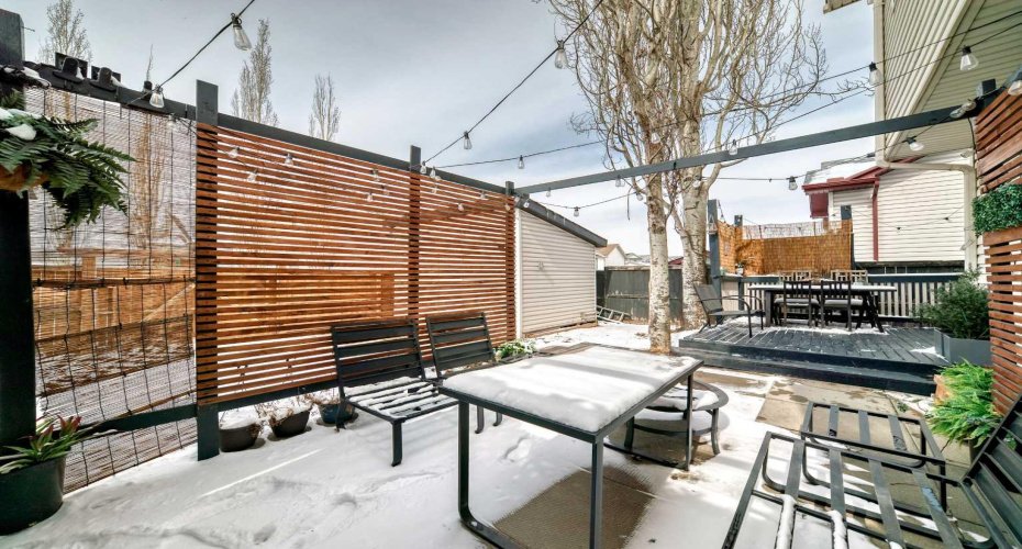 155 Erin Meadow Way, Calgary, Alberta T2B 3P7, 5 Bedrooms Bedrooms, ,3 BathroomsBathrooms,Residential,For Sale,Erin Meadow,A2297998