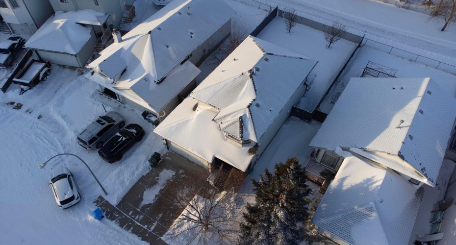 158 Saratoga Close, Calgary, Alberta T1Y 7A1, 3 Bedrooms Bedrooms, ,3 BathroomsBathrooms,Residential,For Sale,Saratoga,A2298487