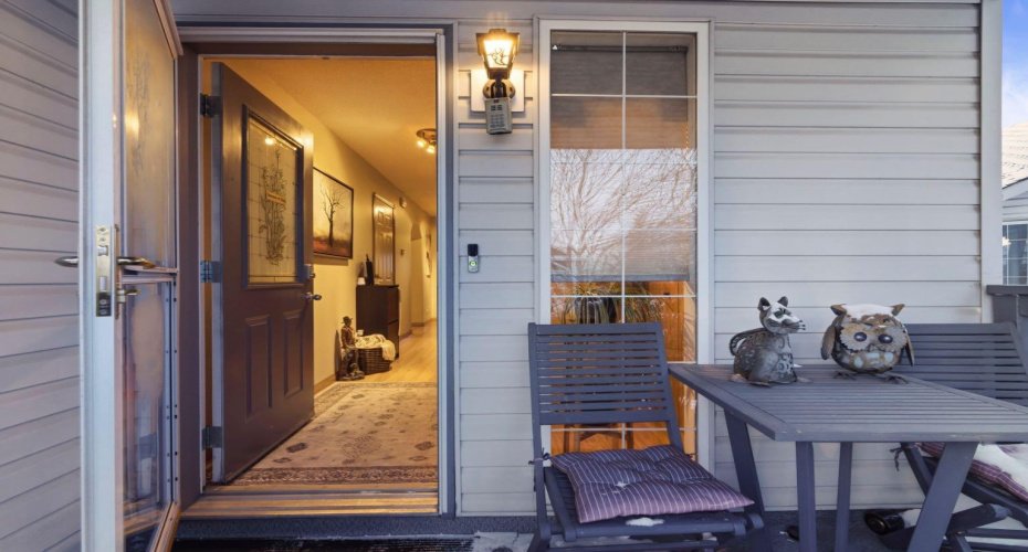 158 Saratoga Close, Calgary, Alberta T1Y 7A1, 3 Bedrooms Bedrooms, ,3 BathroomsBathrooms,Residential,For Sale,Saratoga,A2298487