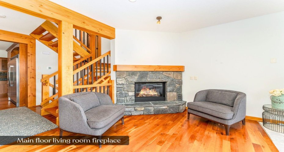 826 5th Street, Canmore, Alberta T1W2G4, 3 Bedrooms Bedrooms, ,4 BathroomsBathrooms,Residential,For Sale,5th,A2298625