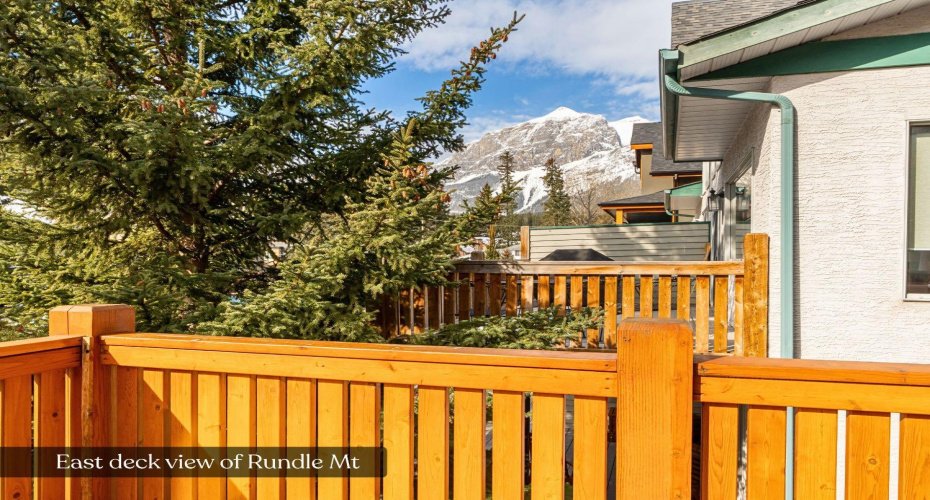 826 5th Street, Canmore, Alberta T1W2G4, 3 Bedrooms Bedrooms, ,4 BathroomsBathrooms,Residential,For Sale,5th,A2298625