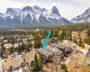 826 5th Street, Canmore, Alberta T1W2G4, 3 Bedrooms Bedrooms, ,4 BathroomsBathrooms,Residential,For Sale,5th,A2298625