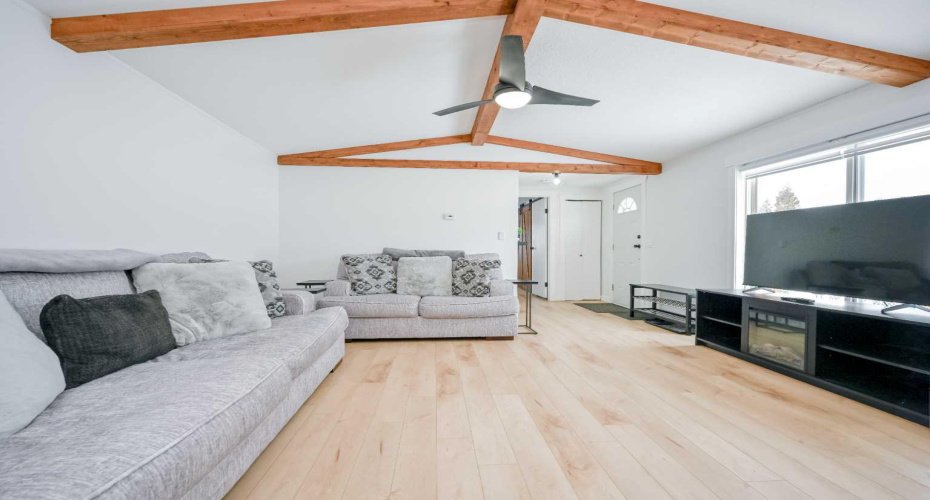 153 Clark Crescent, Rural Grande Prairie No. 1, County of, Alberta T8W 5K5, 2 Bedrooms Bedrooms, ,2 BathroomsBathrooms,Mobile,For Sale,Clark,A2298939