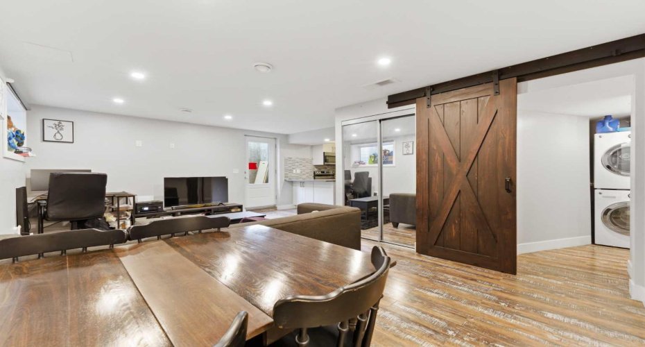 The fully developed basement offers a lovely family room—perfect for movie nights or relaxing—along with a convenient 4-piece bathroom and a utility room that provides plenty of additional storage