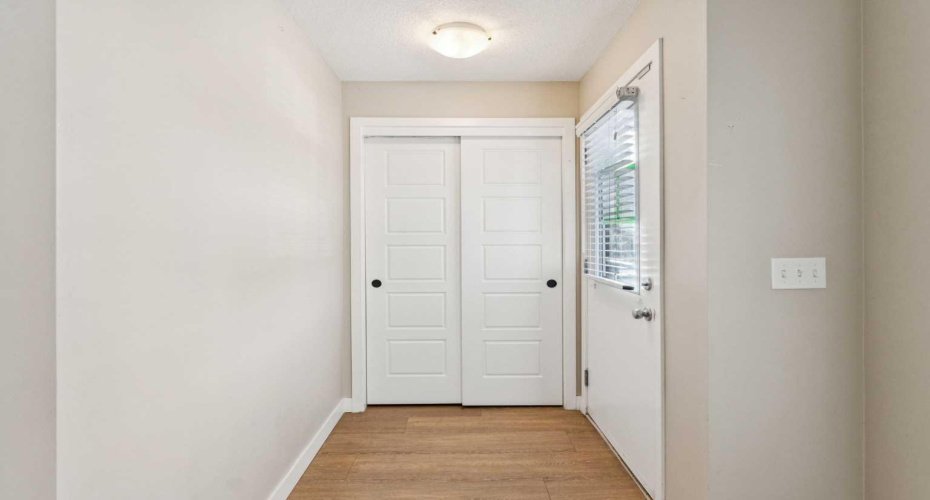 2781 Chinook Winds Drive, Airdrie, Alberta T4B 3S5, 2 Bedrooms Bedrooms, ,1 BathroomBathrooms,Residential,For Sale,Chinook Winds,A2299399