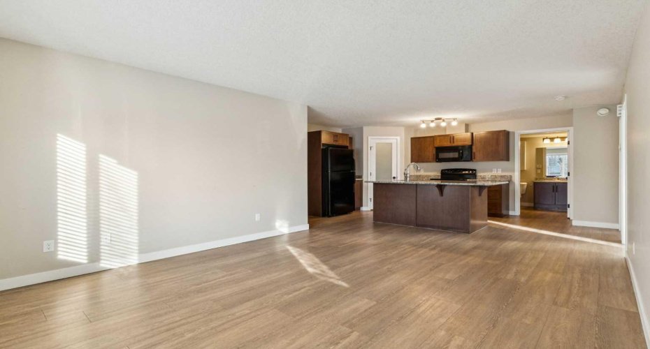 2781 Chinook Winds Drive, Airdrie, Alberta T4B 3S5, 2 Bedrooms Bedrooms, ,1 BathroomBathrooms,Residential,For Sale,Chinook Winds,A2299399