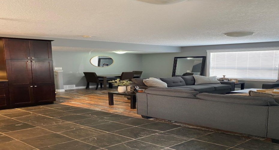 8453 102 Avenue, Grande Prairie, Alberta T8X 0N7, 4 Bedrooms Bedrooms, ,3 BathroomsBathrooms,Residential,For Sale,102,A2299608