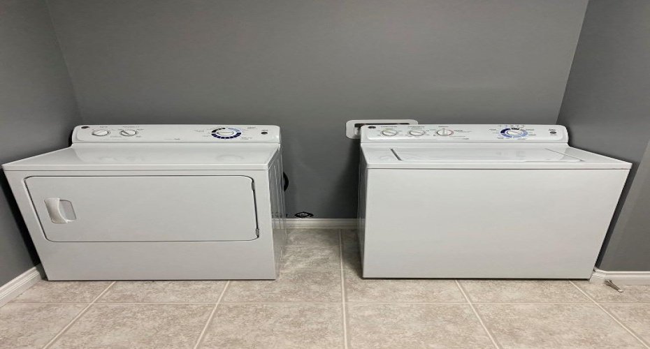 8453 102 Avenue, Grande Prairie, Alberta T8X 0N7, 4 Bedrooms Bedrooms, ,3 BathroomsBathrooms,Residential,For Sale,102,A2299608