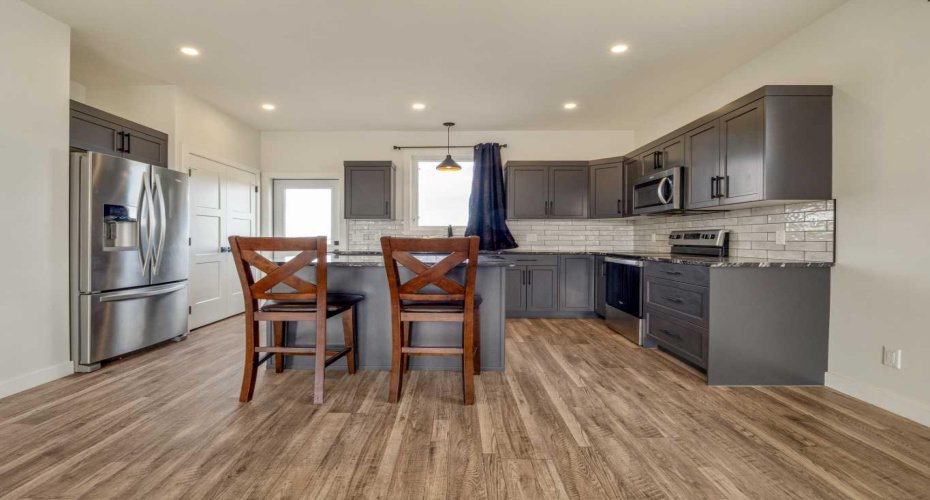 82 Prairie Gold Street, Taber, Alberta T1G 0E8, 4 Bedrooms Bedrooms, ,3 BathroomsBathrooms,Residential,For Sale,Prairie Gold Street,A2299629