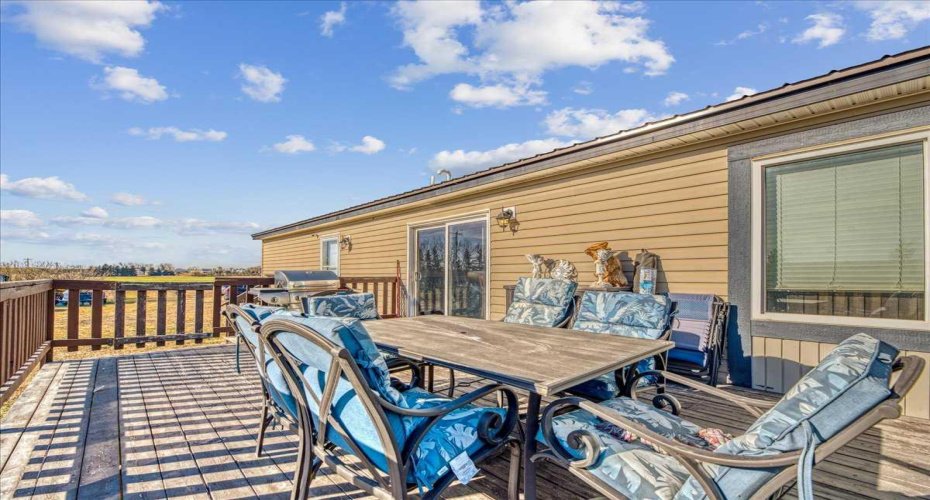 190003 Range Rd 240, Rural Vulcan County, Alberta T0L1P0, 3 Bedrooms Bedrooms, ,2 BathroomsBathrooms,Residential,For Sale,Range Rd 240,A2299782