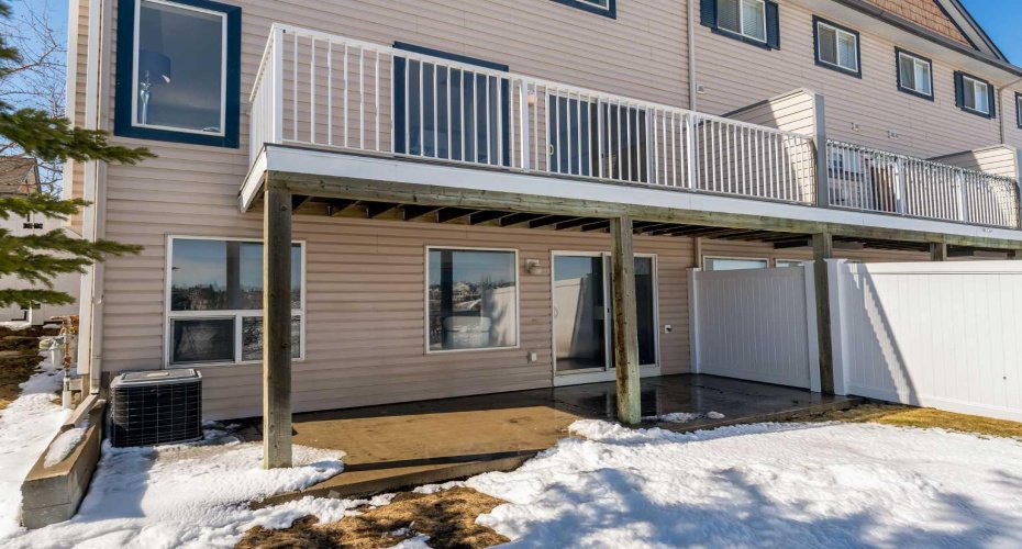 107 Citadel Estates Manor, Calgary, Alberta T3G 5M7, 2 Bedrooms Bedrooms, ,4 BathroomsBathrooms,Residential,For Sale,Citadel Estates,A2299906