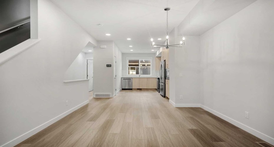 285 Chelsea Court, Chestermere, Alberta T1X 2W7, 2 Bedrooms Bedrooms, ,3 BathroomsBathrooms,Residential,For Sale,Chelsea,A2300009