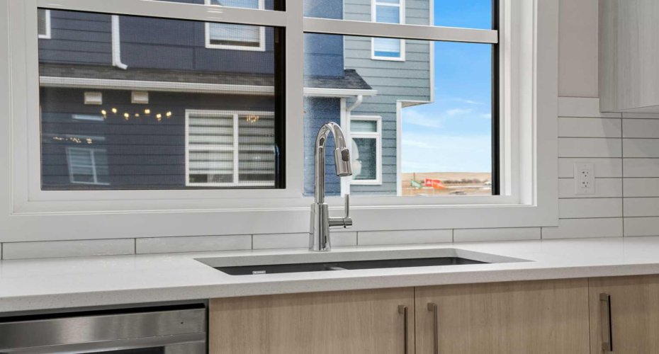 285 Chelsea Court, Chestermere, Alberta T1X 2W7, 2 Bedrooms Bedrooms, ,3 BathroomsBathrooms,Residential,For Sale,Chelsea,A2300009