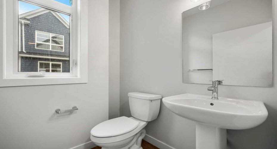 285 Chelsea Court, Chestermere, Alberta T1X 2W7, 2 Bedrooms Bedrooms, ,3 BathroomsBathrooms,Residential,For Sale,Chelsea,A2300009