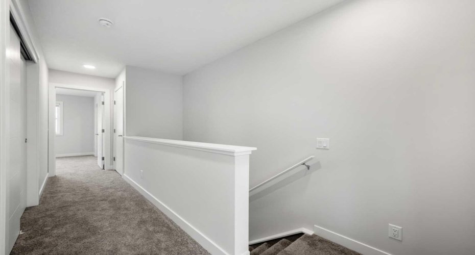 285 Chelsea Court, Chestermere, Alberta T1X 2W7, 2 Bedrooms Bedrooms, ,3 BathroomsBathrooms,Residential,For Sale,Chelsea,A2300009