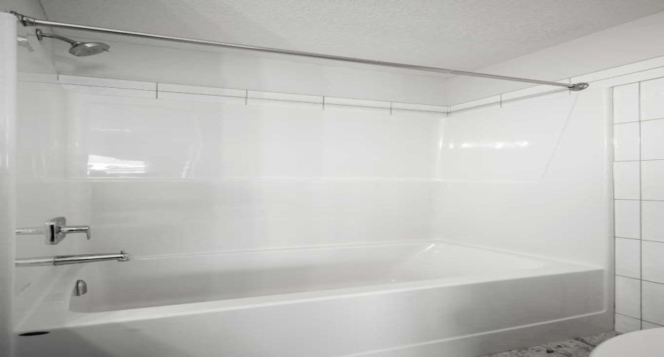 285 Chelsea Court, Chestermere, Alberta T1X 2W7, 2 Bedrooms Bedrooms, ,3 BathroomsBathrooms,Residential,For Sale,Chelsea,A2300009