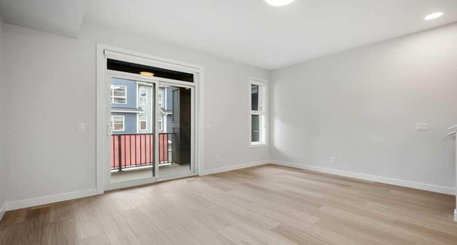 285 Chelsea Court, Chestermere, Alberta T1X 2W7, 2 Bedrooms Bedrooms, ,3 BathroomsBathrooms,Residential,For Sale,Chelsea,A2300009