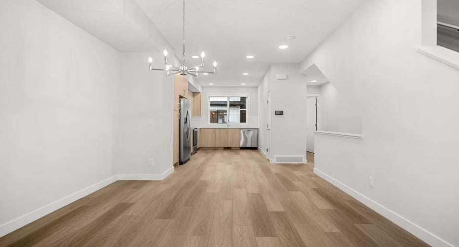 285 CHELSEA Court, Chestermere, Alberta T1X 2W7, 2 Bedrooms Bedrooms, ,3 BathroomsBathrooms,Residential,For Sale,CHELSEA,A2300056